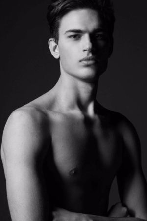 Noubelles Milos V.