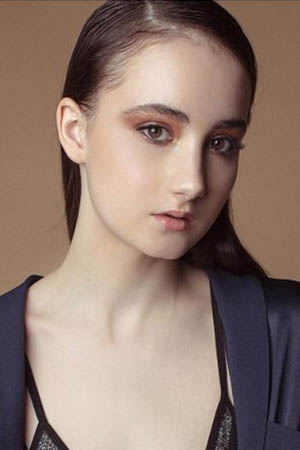 Noubelles Alexa C