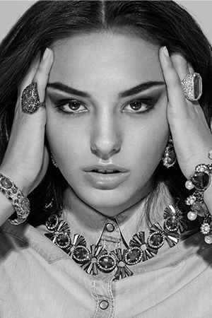 Noubelles Daria M